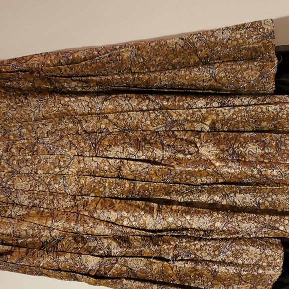 Heavy brocade tulle skirt - Picture 5 of 8